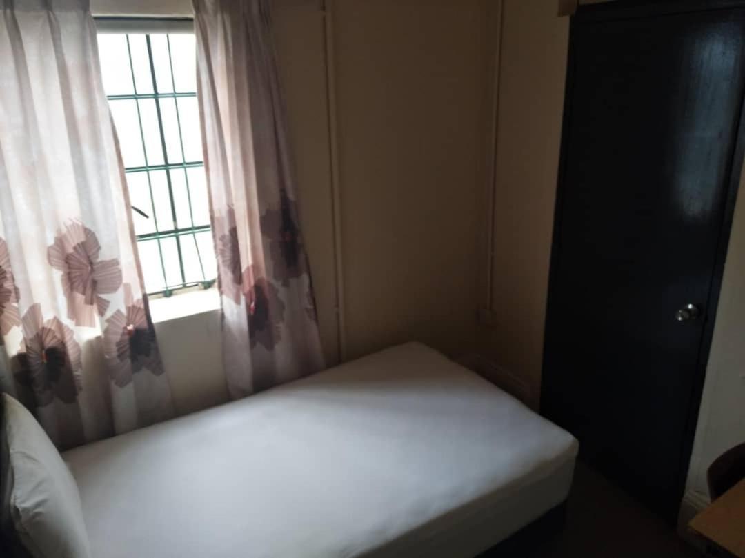 Grocer'S Inn Backpackers Guesthouse Kuala Lumpur Eksteriør billede